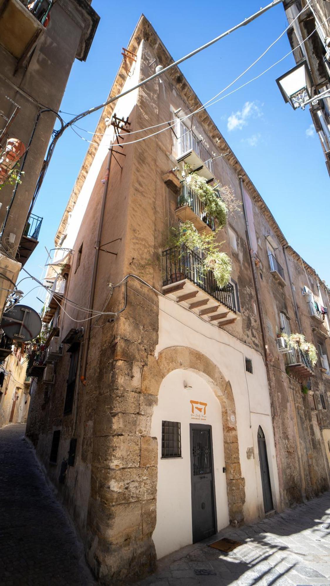 Albergheria Little Home Palermo Exterior foto